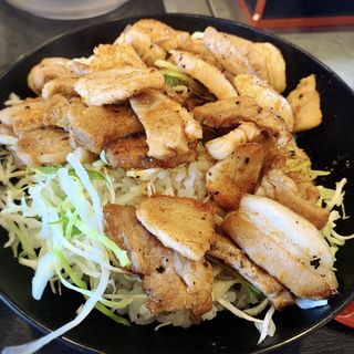 あさくら豚米丼（サラダ付き）(三福食堂)