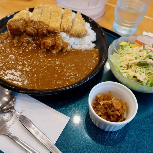 黒豚（80g）カツカレーセット(エアポート山形屋 ファミリーレストラン