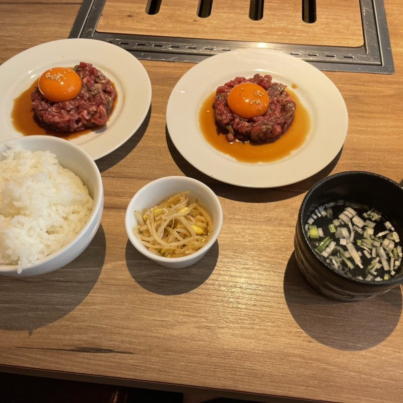 黒毛和牛ユッケ(ノーミート ノーライフ no meat no life)