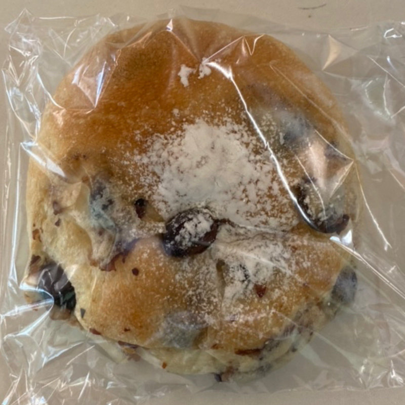 京丹波産 麦の香りの黒豆パン(京丹波黒豆のパン屋さん)