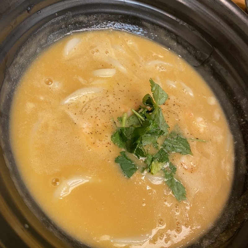 海老クリームのおうどん(北新地本通り つるとんたん 琴しょう楼)