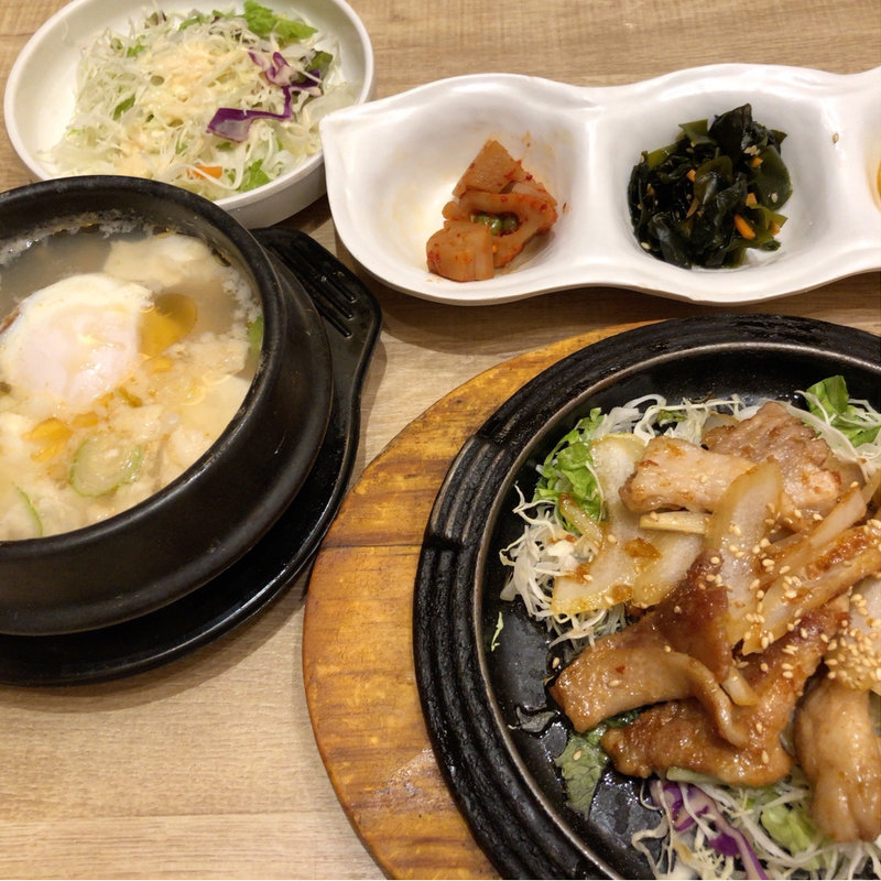 韓流Bセット(吾照里(オジョリ) 横浜ポルタ店)