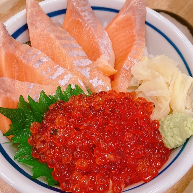 サーモン親子丼(築地食堂源ちゃん 有明店)