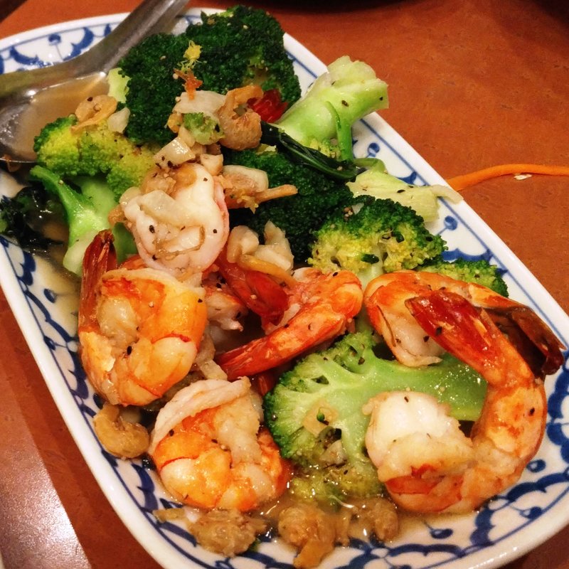 海老とブロッコリー炒め(Tha Chang 仙台店（たーちゃん）)