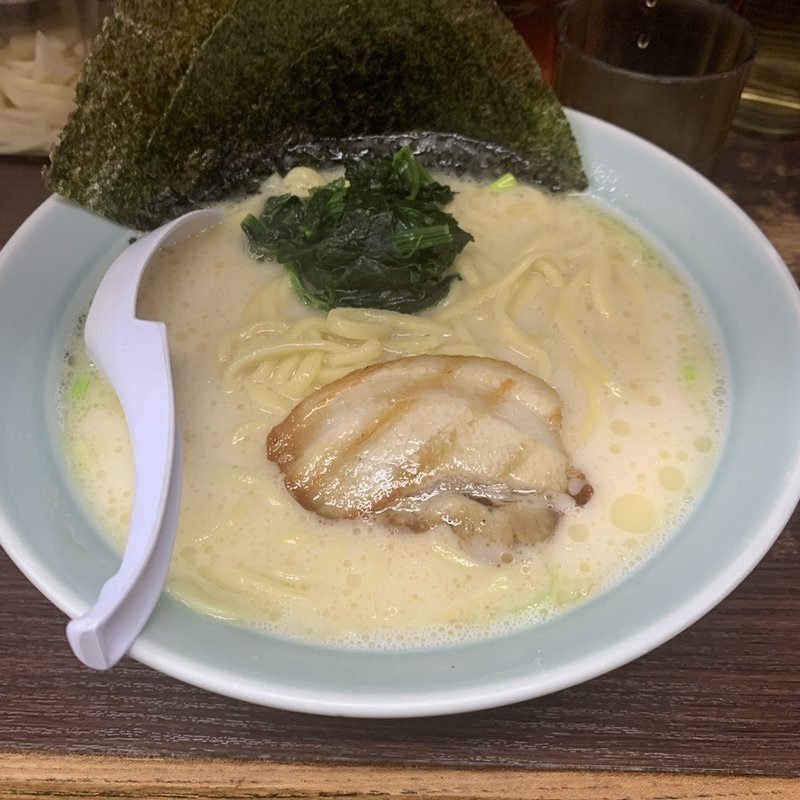 ラーメン(横浜家系ラーメン あざみ野 魂心家)