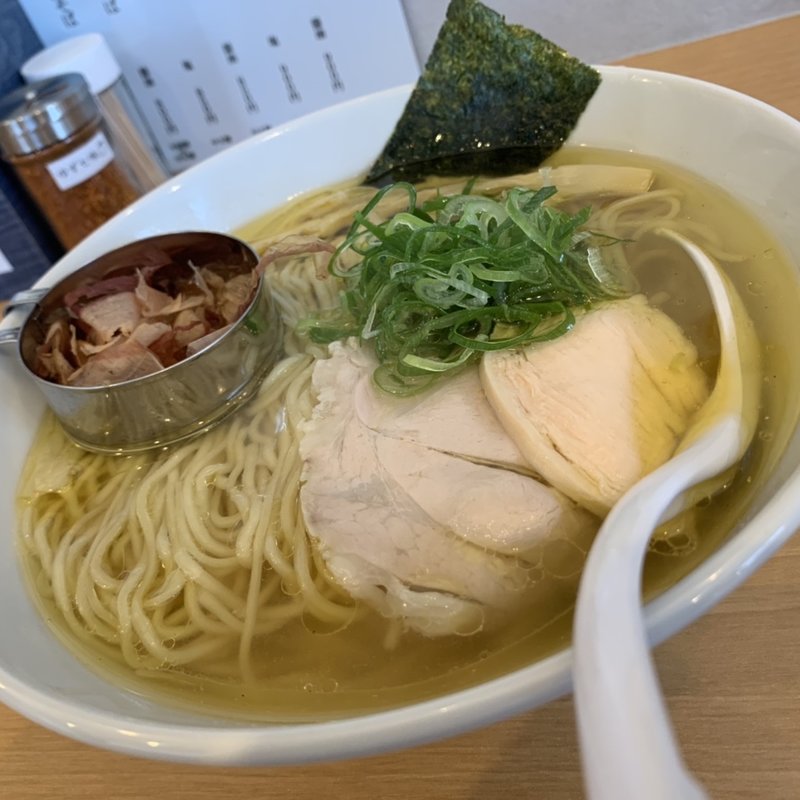 鰹と鶏の中華そば 塩 大盛り(中華そば 六心-ROKUSHIN-)