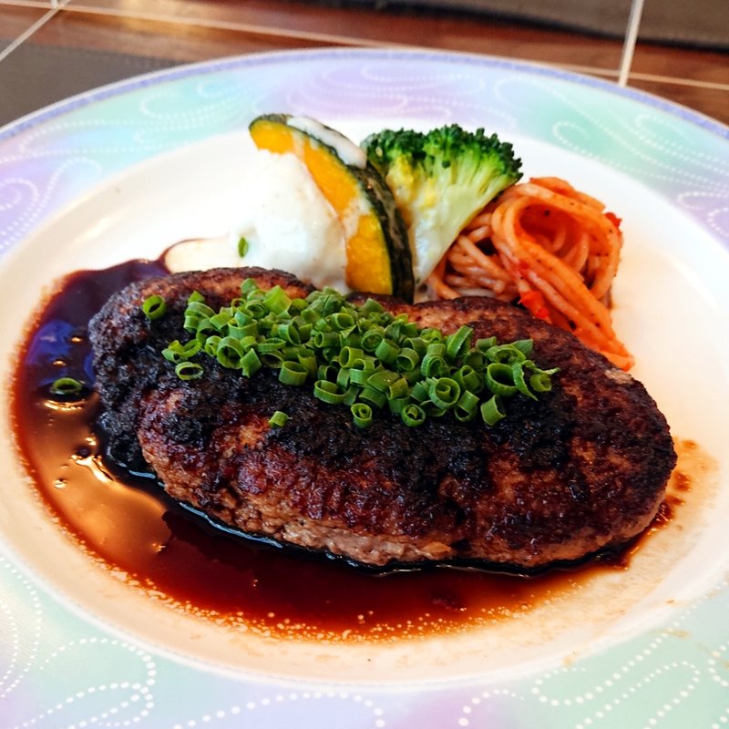 和牛ハンバーグ和風ソース(ビストロときつ)