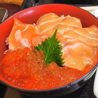 いとこ丼(柿崎商店 海鮮工房)