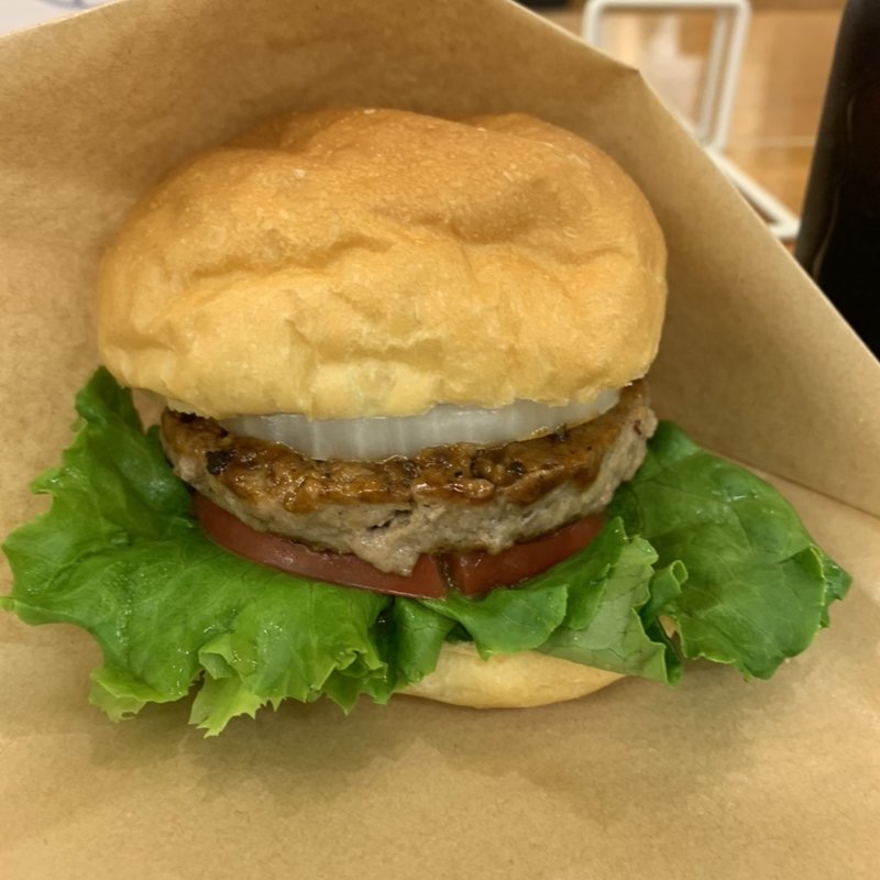 クラシュックバーガー(石垣牛バーガー専門店 Heart Land 公設市場店)