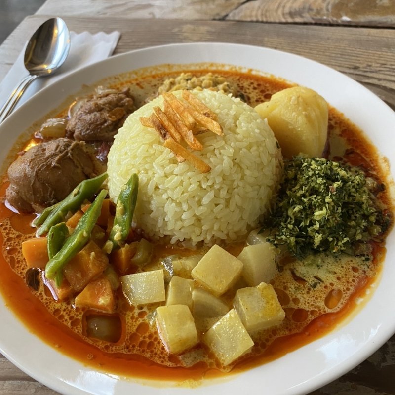 ラサ・ボジュン(不思議香菜 ツナパハ(TUNAPAHA))