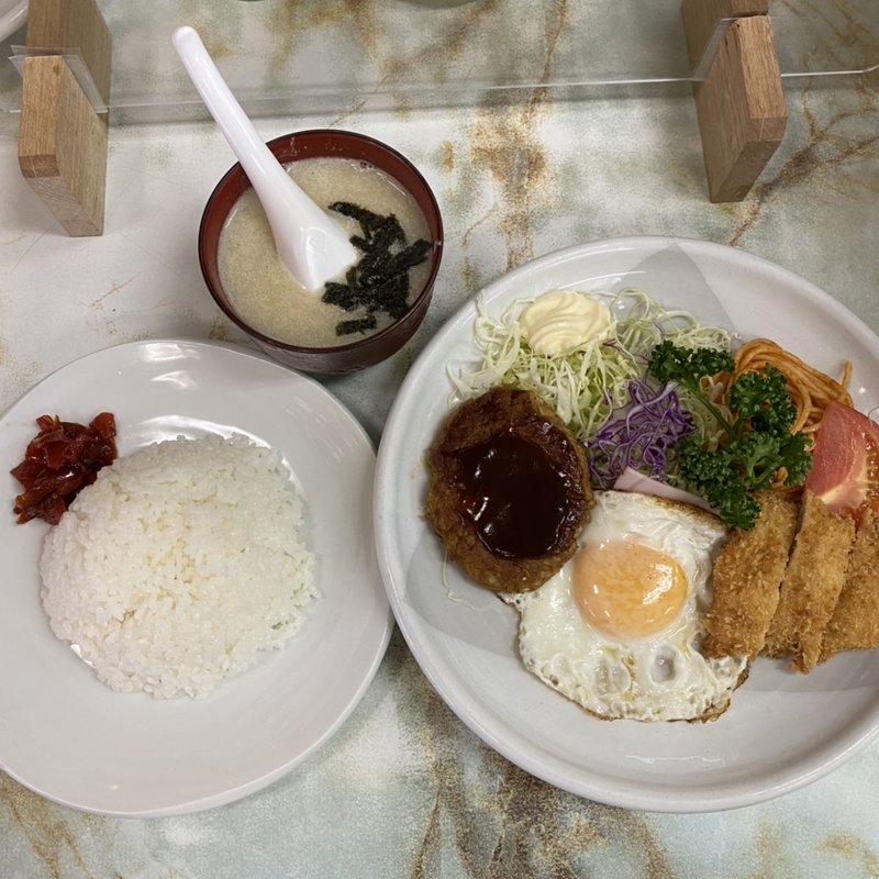 ハンバーグ＋チキンカツ定食(はやし食堂)