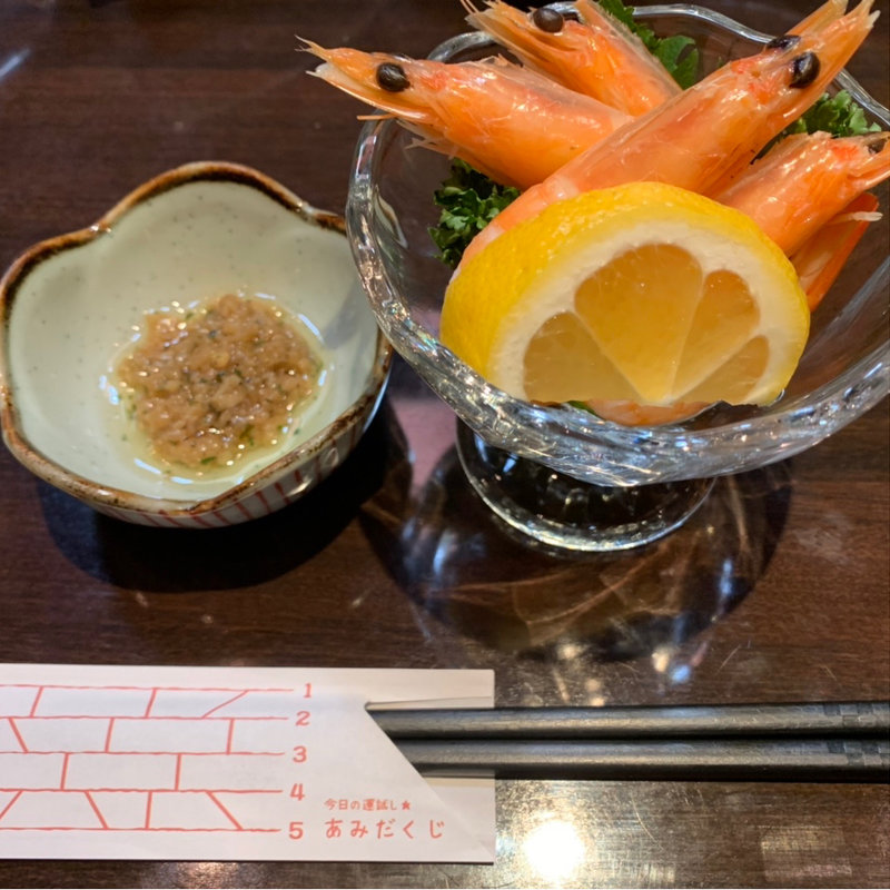 ボイルエビ(塩ガーリックソースかけ)(飯屋 だゑん 〜拿縁〜)
