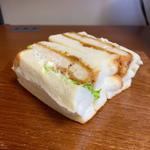 チキン南蛮サンド(高級食パン専門店 モチのロン)