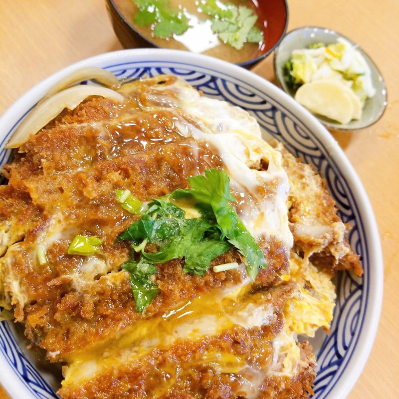 かつ丼(とんかつ八千代 （とんかつ・やちよ）)