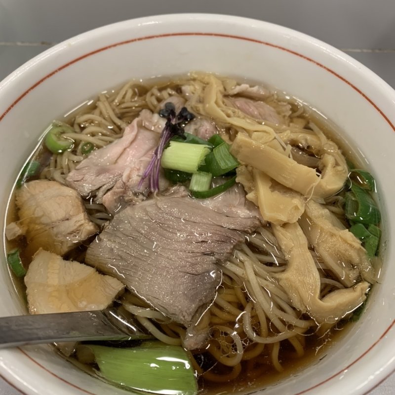 中華そば(ギョーザスタンドウーロン)