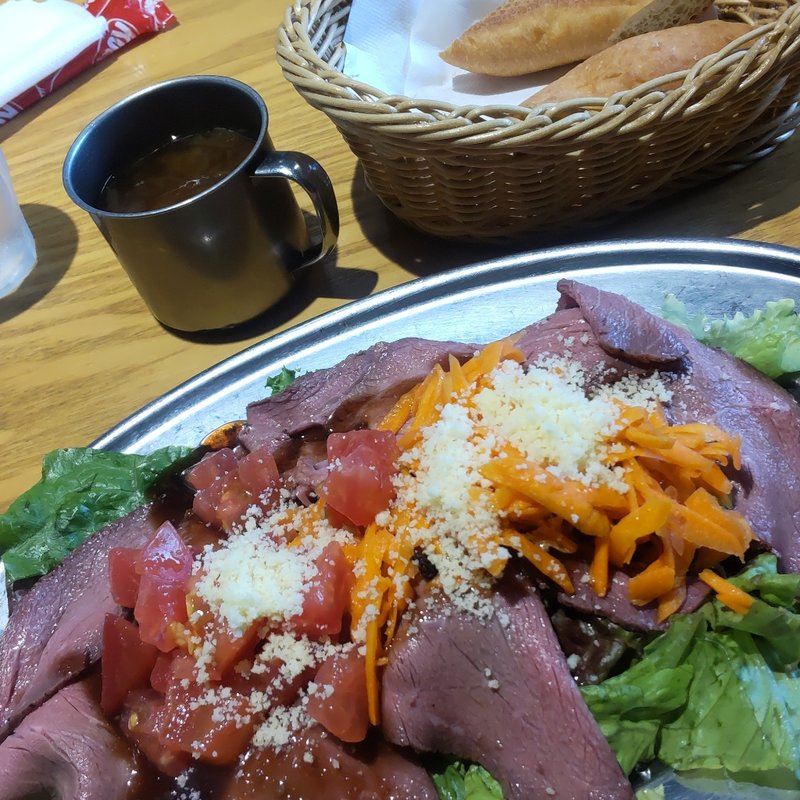 サラダランチ(バルマルシェ コダマ 恵比寿店)