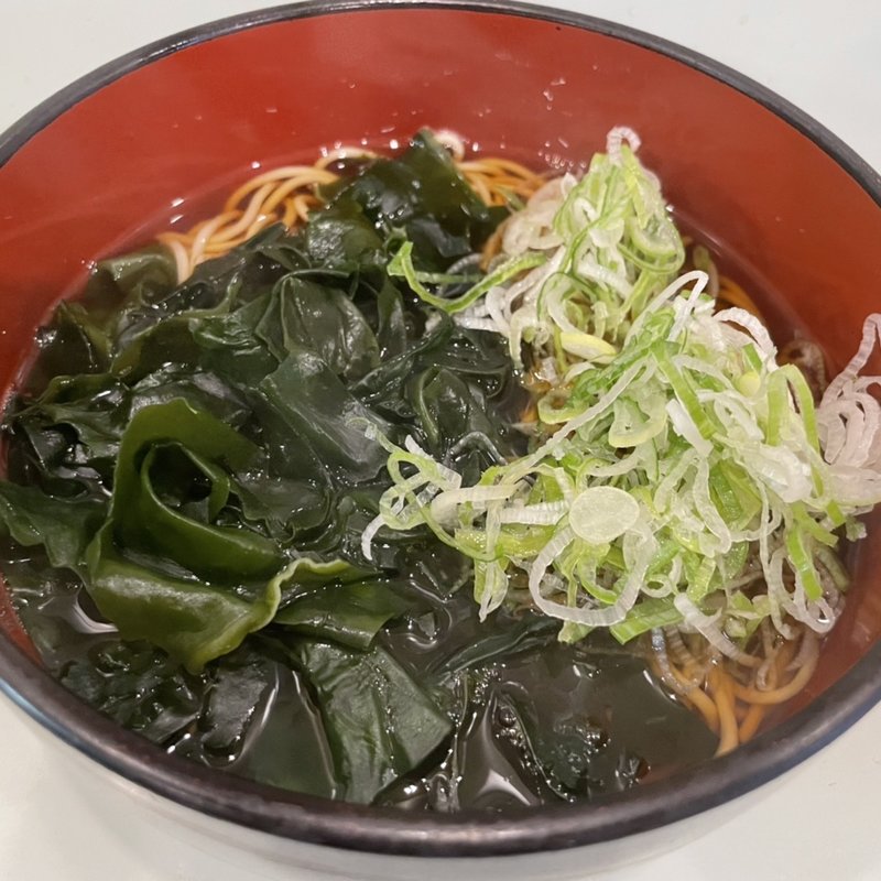 わかめそば(そば うどん おくとね)