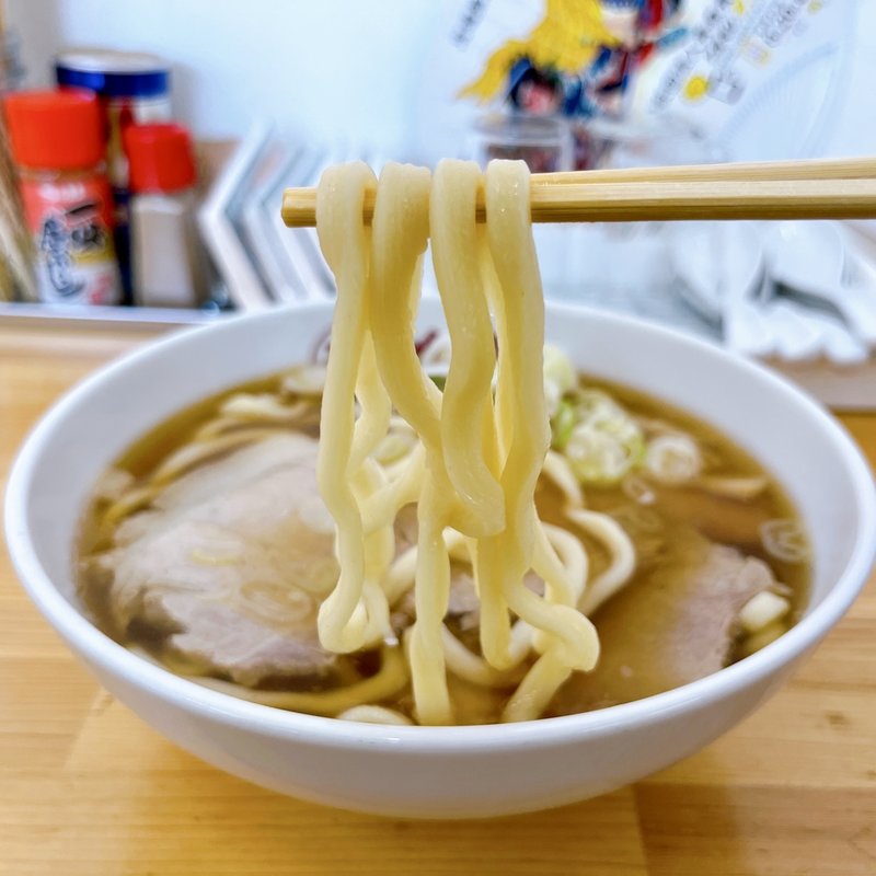 中華そば(中)(丸海鳴海(暖簾分け))