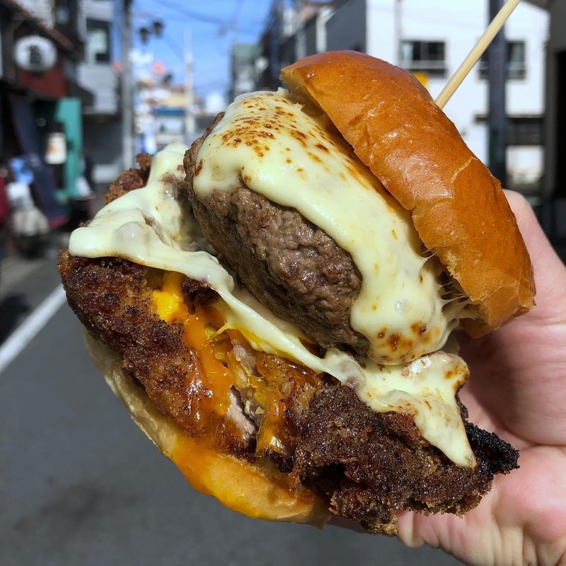 揚げビーフエッグバーガー(コーヒー＆トースト)
