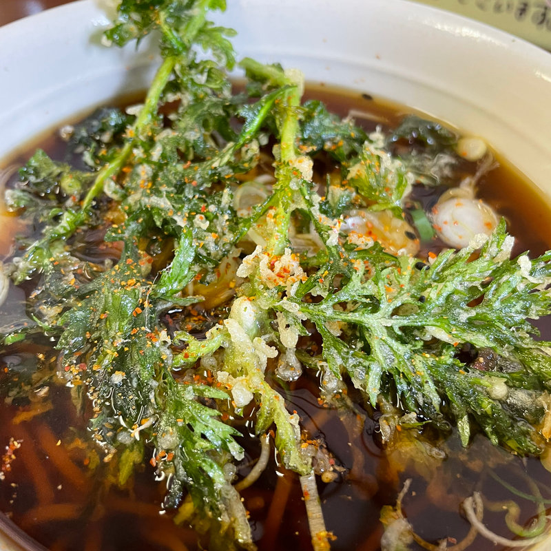 かけそばに春菊天(中津そば)