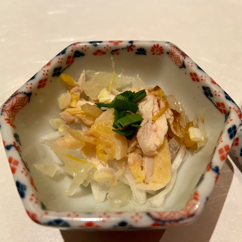 酢の物、岡崎おうはんの手羽皮×韮×季節の柑橘(焼鳥YAMATO)