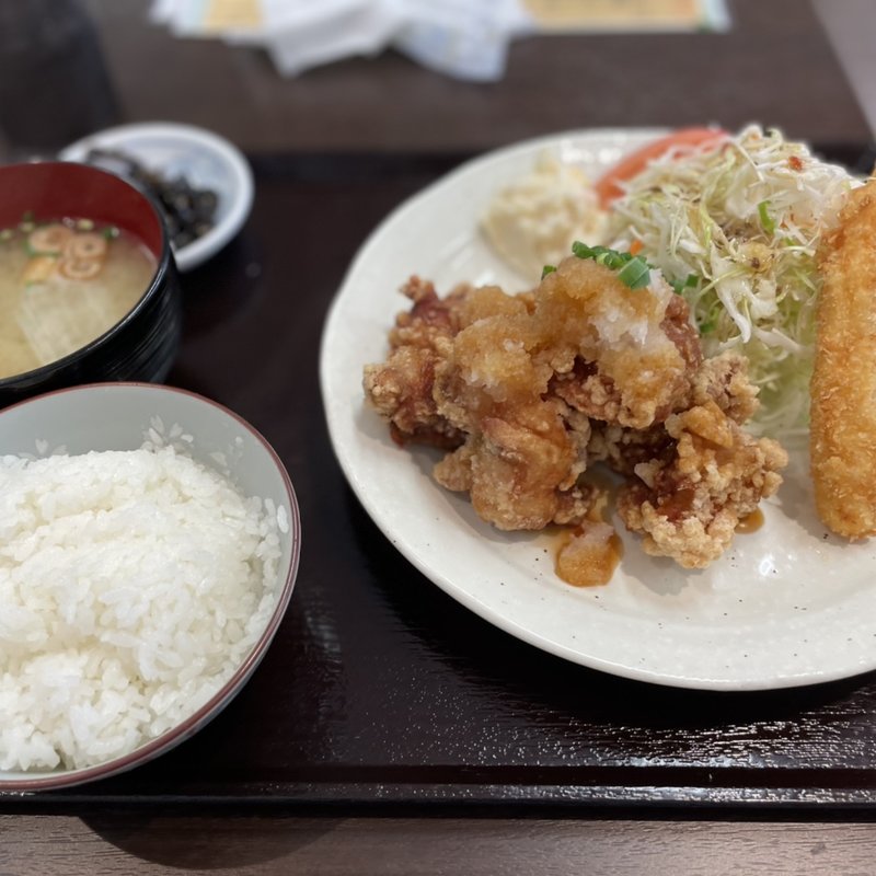 から揚げ定食(エプロンママ)