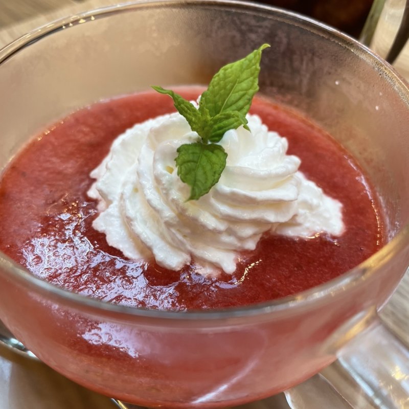 いちごのムース(月の貌)