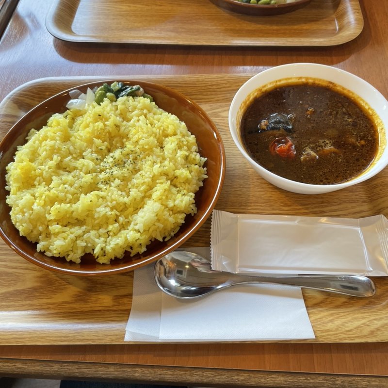 黒のべっぴんカシミールカレー(カリー＆ワイン ビストロべっぴん舎 神保町店)