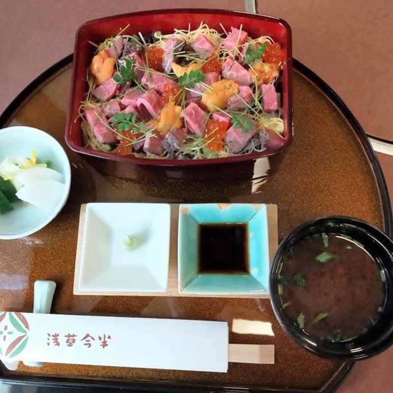 ローストビーフチラシ御膳(今半)