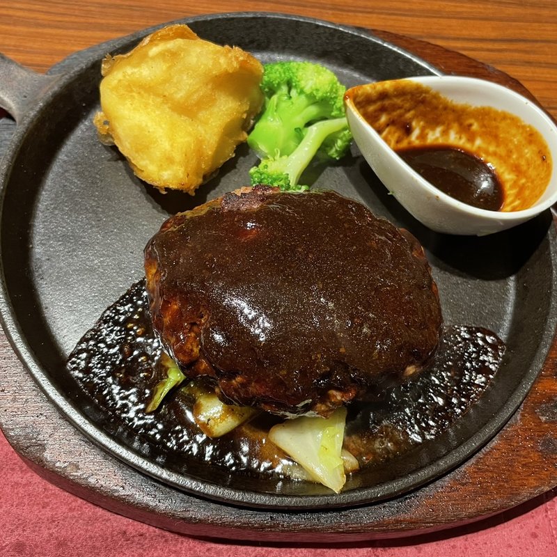 横濱ハンバーグ（160g）(キッチンカリオカ)