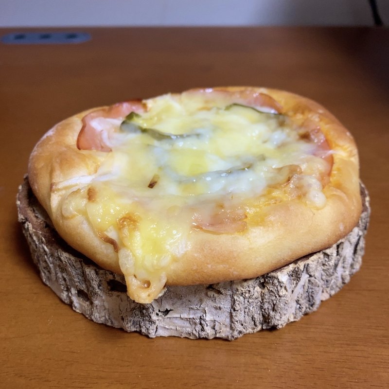 ピザパン(山小屋)