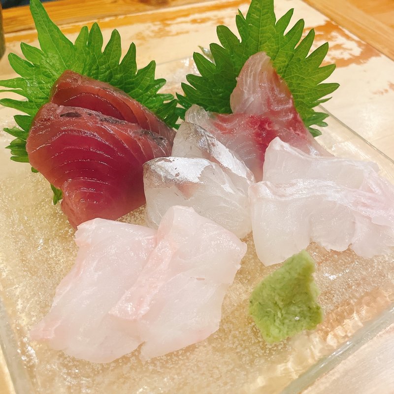 刺身五点盛り(居酒屋 佐藤 恵比寿 )
