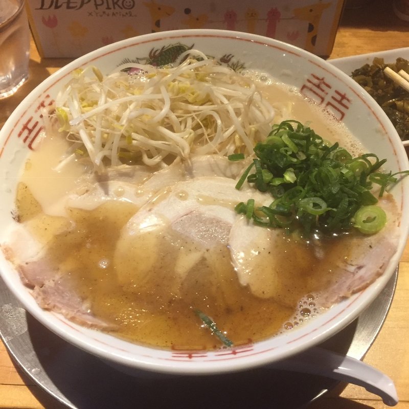 ラーメン(ラーメン　屋台骨　分店　一番街店)