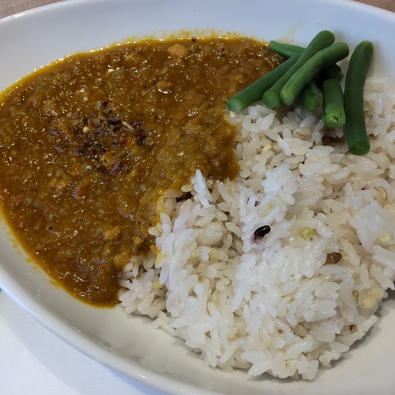 レモン香るチキンとオニオンのスパイスカレー(ベックスコーヒーショップ 高田馬場店 （BECK'S COFFEE SHOP ）)