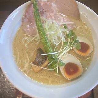鶏極濃　味玉プラス(麺69 チキンヒーロー （メンロック チキンヒーロー）)