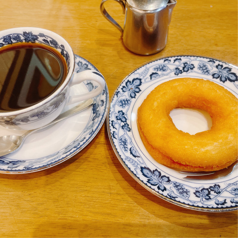 百年珈琲と百年ドーナツ(平岡珈琲店 （ひらおかこーひーてん）)