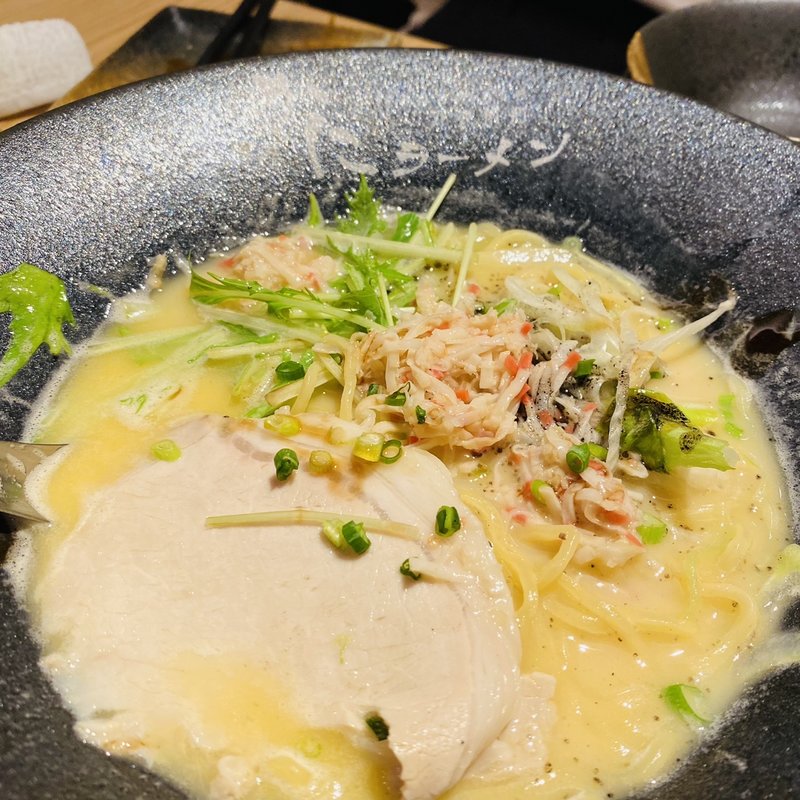 濃厚蟹ラーメン(大衆酒場 北海道ながまれ 外苑前)
