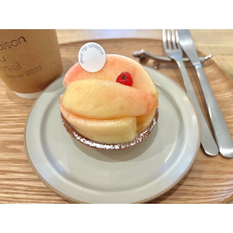 桃のタルト(メゾン デュ ミエル)