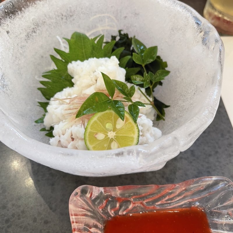 湯引き鱧(笹一 向之芝店 （ササイチ）)