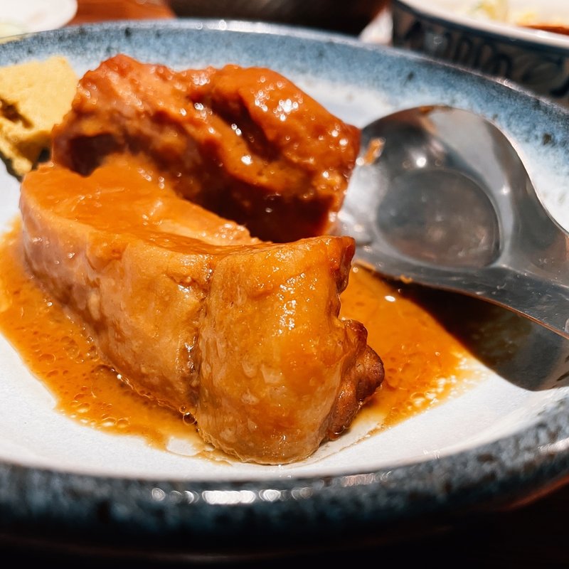 味噌ラフティ(アダン)