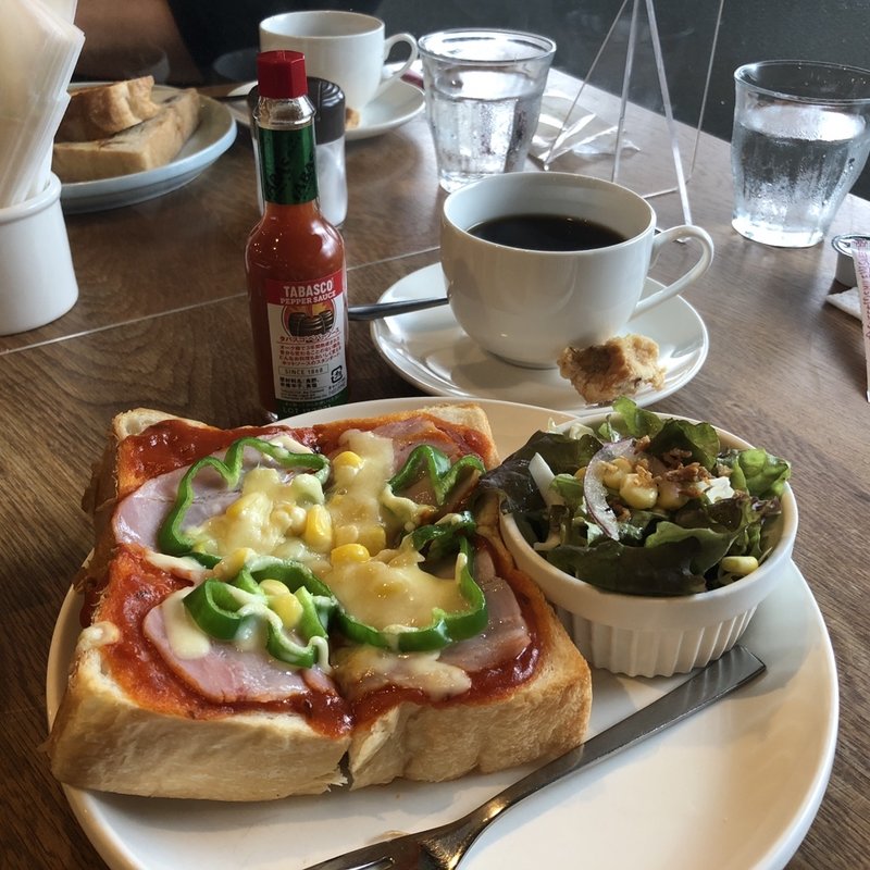 (サンドイッチカフェ ライン)