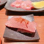赤身炙り寿司(やきにく萬野 ホワイティ梅田)