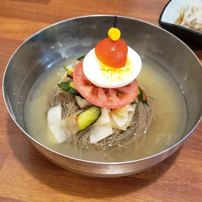 冷麺(ブルマックヨルサム1号店)