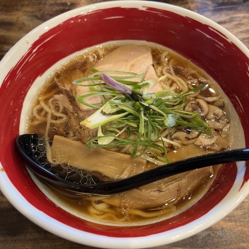 醤油ラーメン(麺場 浜寅 東戸塚店)