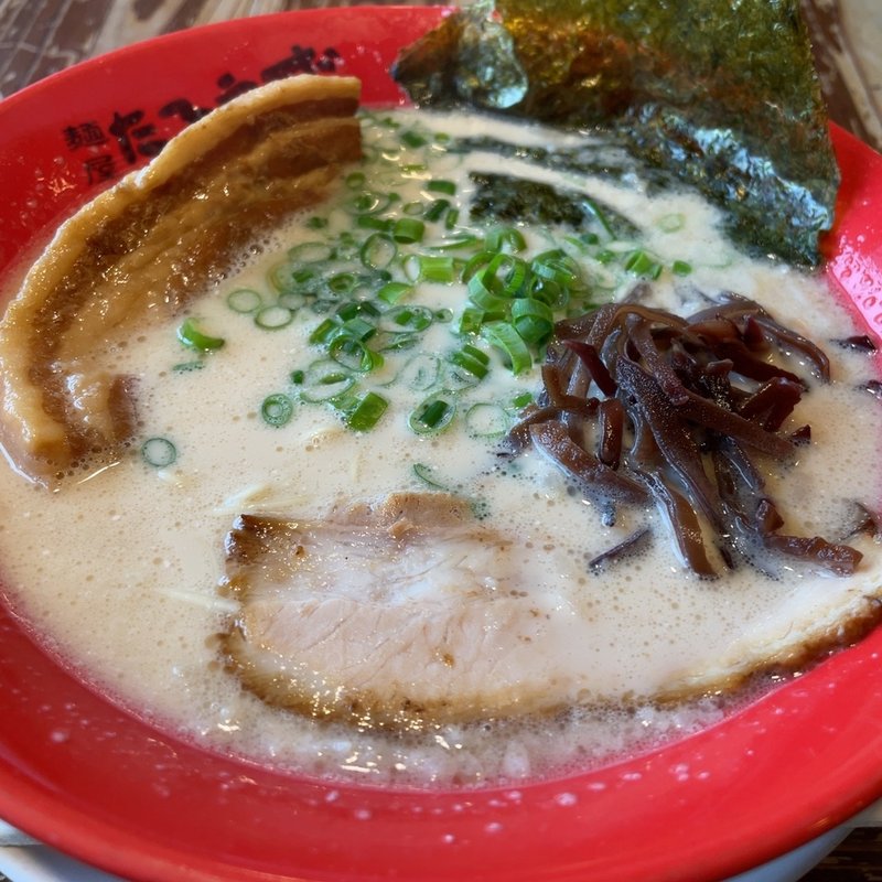 角煮とんこつラーメン(麺屋たろうず 焼津店 （めんやたろうず）)