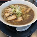 濃厚煮干しラーメン