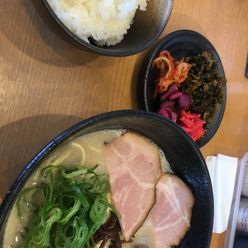 濃厚豚骨(池めん )