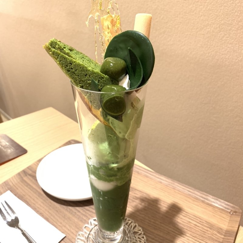 宇治抹茶パフェ(みのりカフェ　京都ポルタ店)