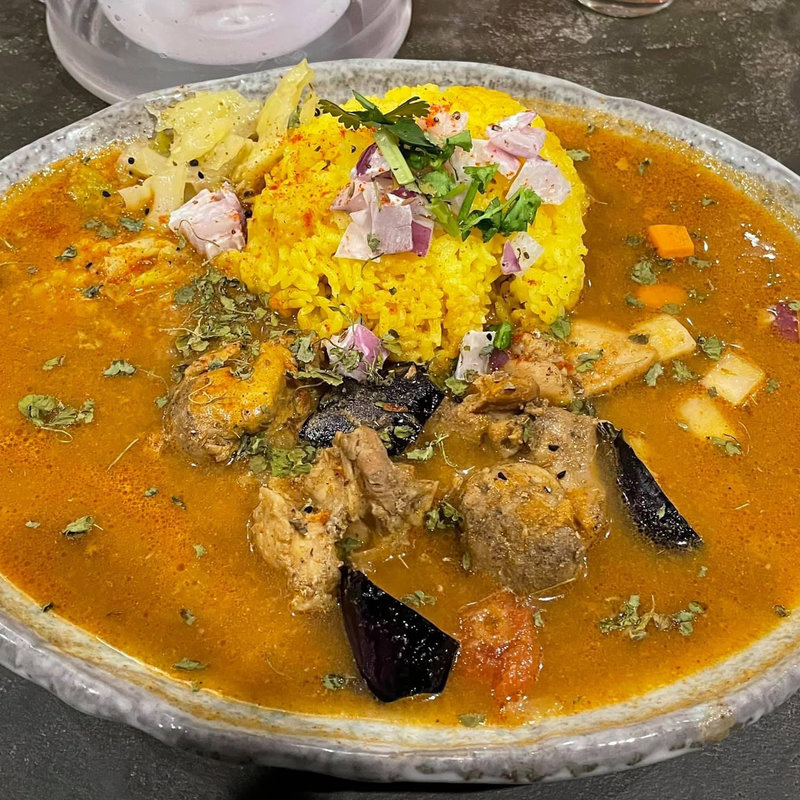 チキンカレー(ツキノワカレー )