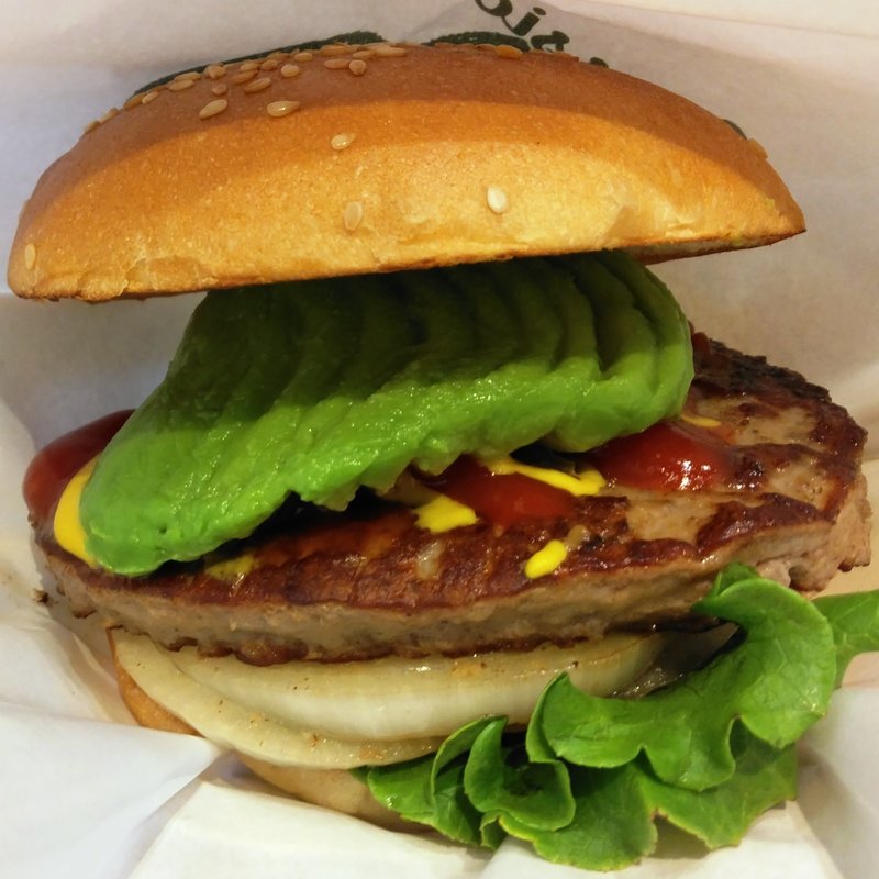 クラシックアボカドバーガー(フレッシュネスバーガー新川崎スクエア)